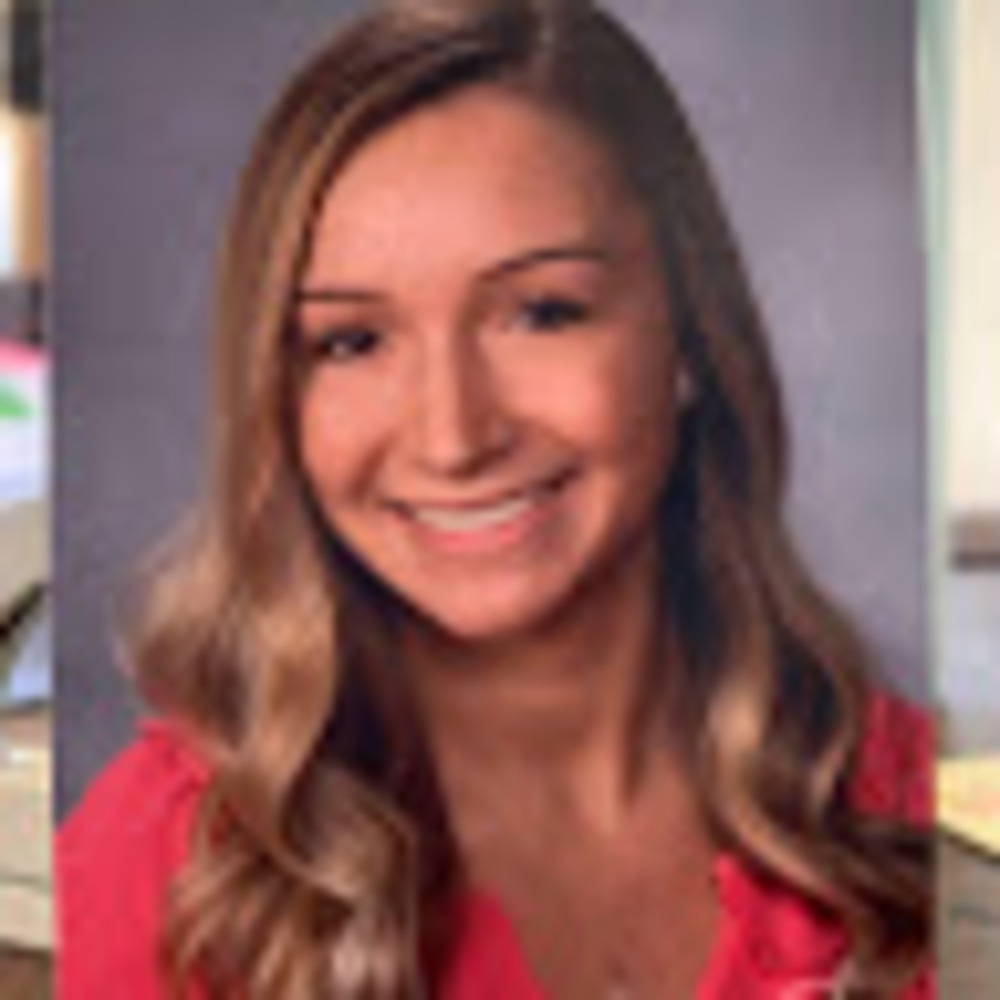 Meet your Posher, Holly